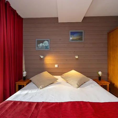 Village Le Tarbesou - Pied De Piste Station Ax 3 Domaines 4* آكس ليه تيرْم