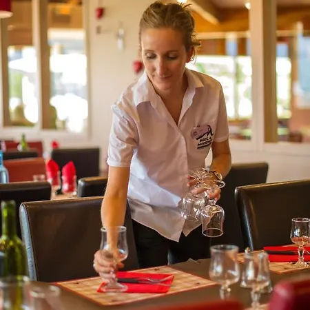 منتزه العطل Village Le Tarbesou - Pied De Piste Station Ax 3 Domaines آكس ليه تيرْم